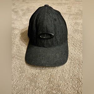 Oakley hat
